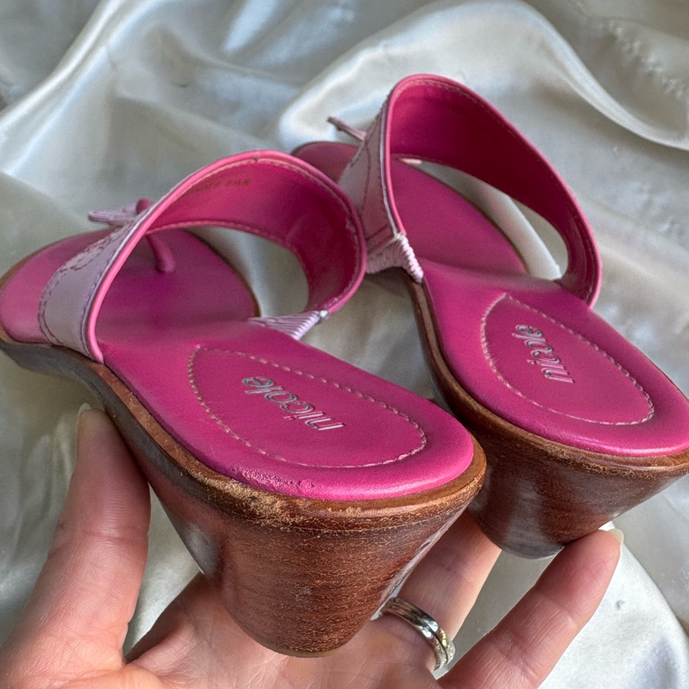 Pink Summer Sandals with Flower Details - Picture 8 of 8